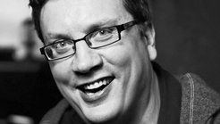 Die Forschung von Iain Couzin in Konstanz konzentriert sich auf die Entschlüsselung der Prinzipien, die kollektivem Verhalten von Tieren zugrunde liegen.