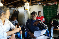 The LuiKotale Bonbo Project is embedded in partnerships between forest communities and researchers.