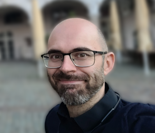 Optimal foraging in <i>Caenorhabditis elegans</i>: Looking outside evolution's training set Optimal foraging in <i>Caenorhabditis elegans</i>: Looking outside evolution's training set